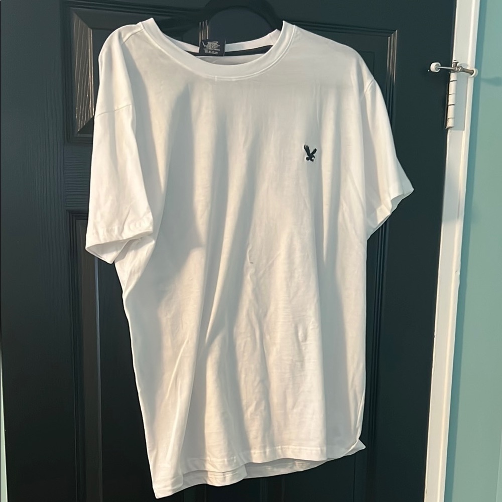New White T-Shirt with Black Logo Size Large - Picture 2 of 4